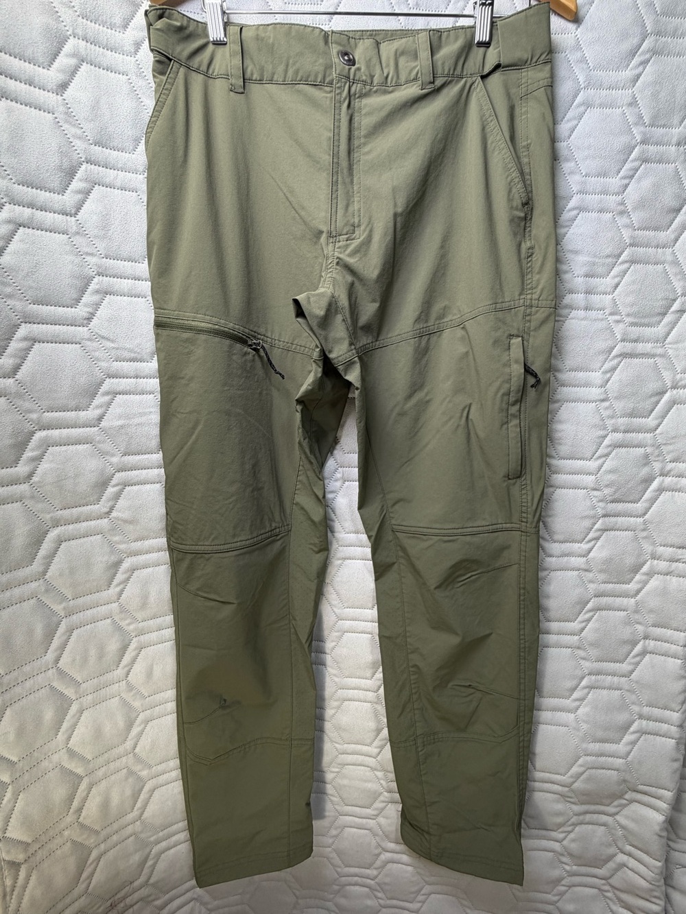Magellan Outdoors Olive Tactical Stretch Cargo Pants Green Camping Mens Hiking